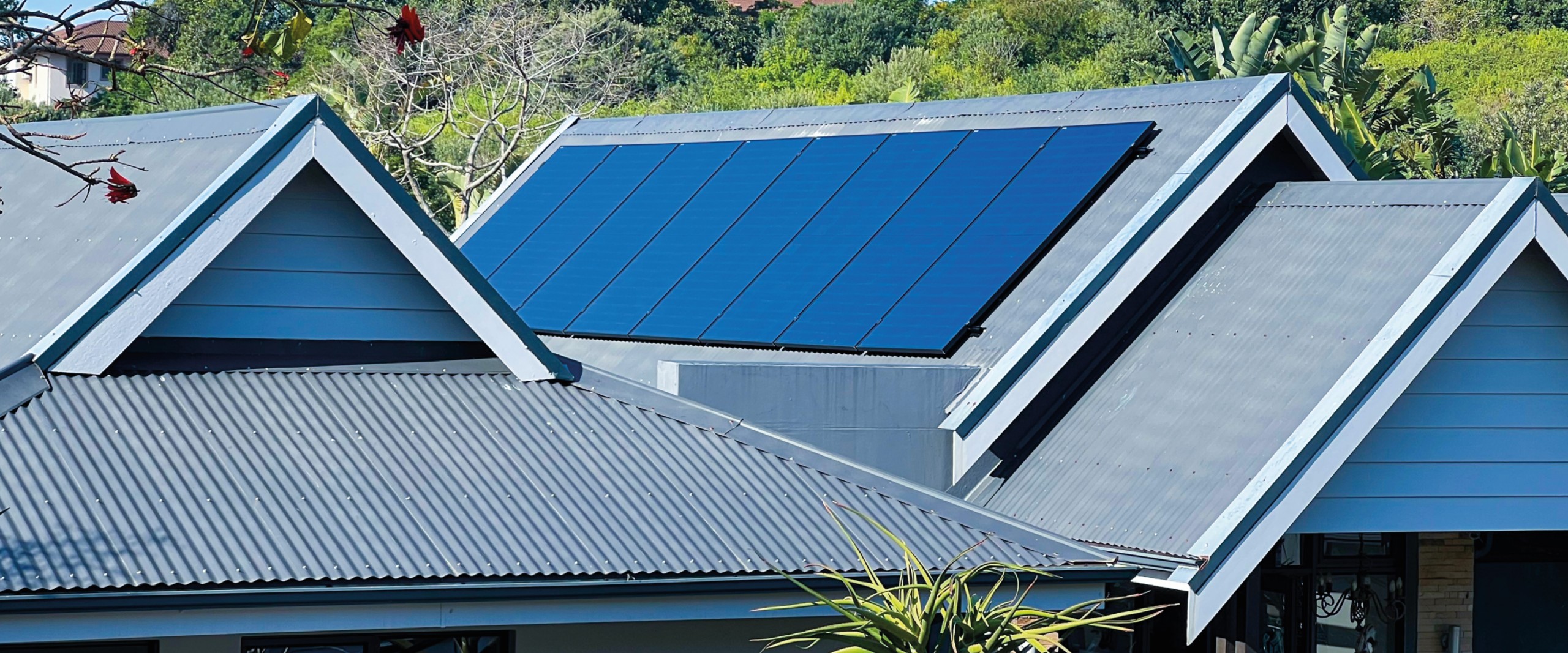 Professional, high quality locally made solar panel installation on high end home based in South Africa, high-quality ARTsolar panels used.